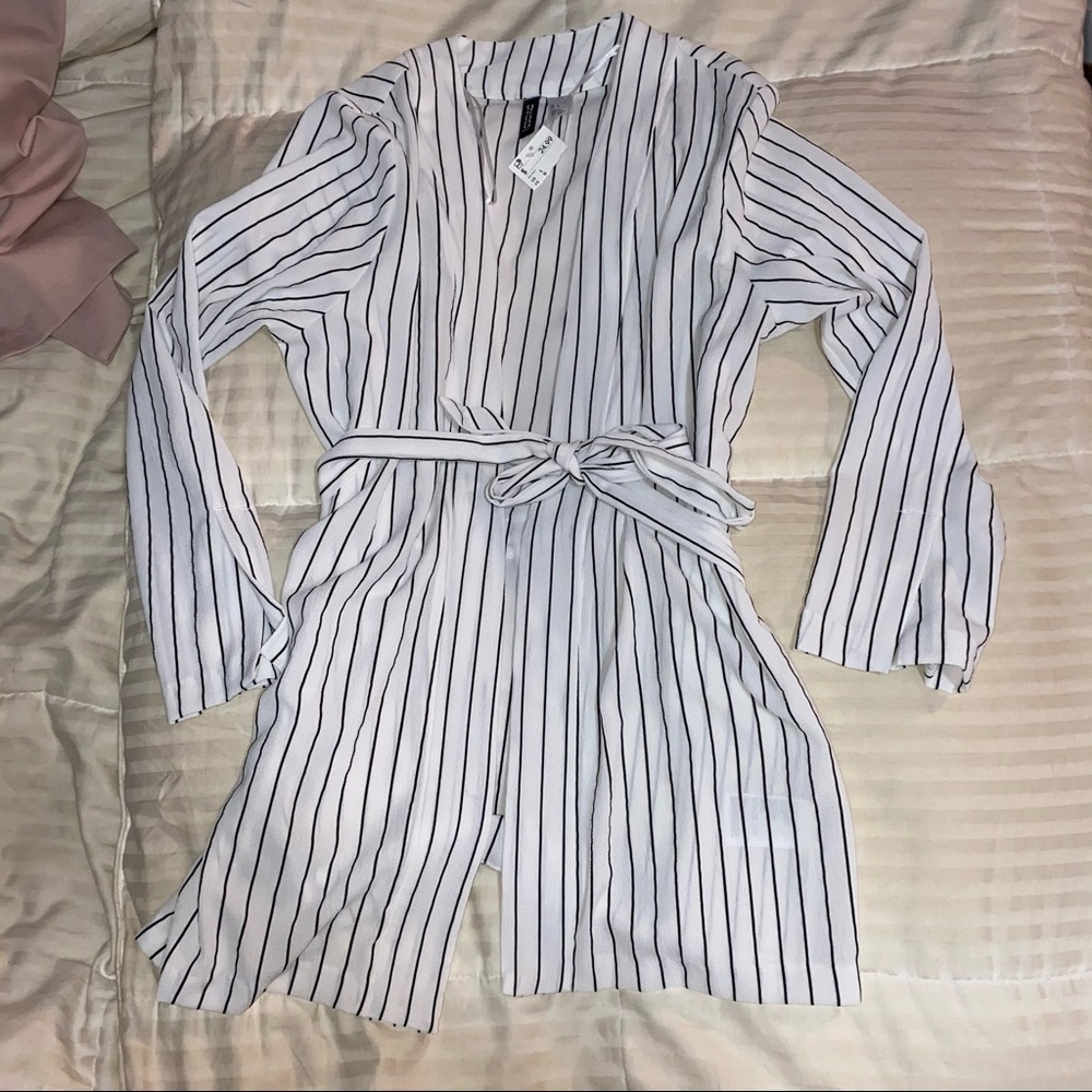 H & M cardigan with tie